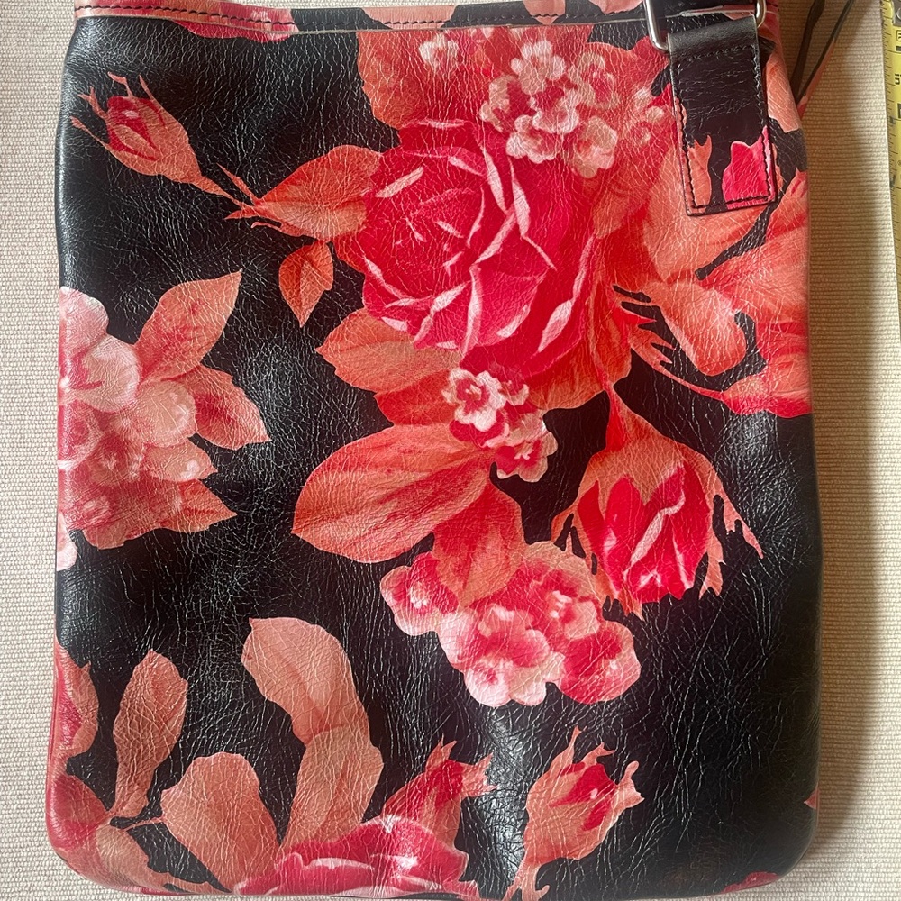 Maurizio Taiuti Red and Black Floral Crossbody Bag - Picture 5 of 9